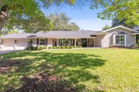 6336 Halifax Rd, Fort Worth, TX 76116