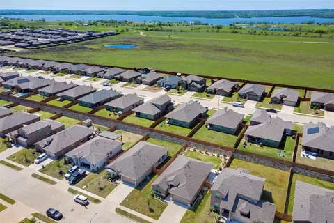View/Area - 1106 Pacifica Trl, Cleburne, TX 76033 photo 2 of 5