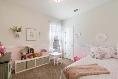 Bedroom - 1106 Pacifica Trl, Cleburne, TX 76033 photo 5 of 7
