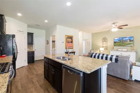 Kitchen - 1106 Pacifica Trl, Cleburne, TX 76033 photo 2 of 4