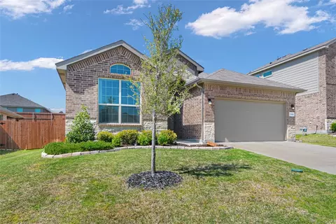 1106 Pacifica Trl, Cleburne, TX 76033