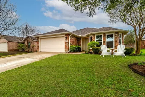 Exterior - 14160 Snaffle Bit Trl, Haslet, TX 76052 photo 2 of 5