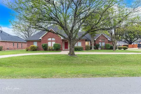 213 Ridgefield Dr, Bossier City, LA 71111