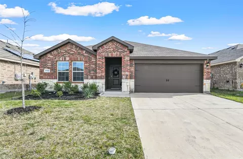 1752 Duskwood Dr, Lancaster, TX 75146