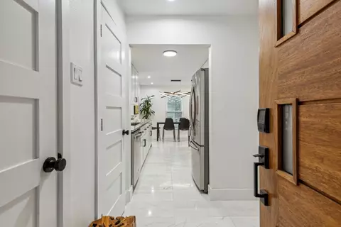 7416 E Northwest Hwy #104, Dallas, TX 75231