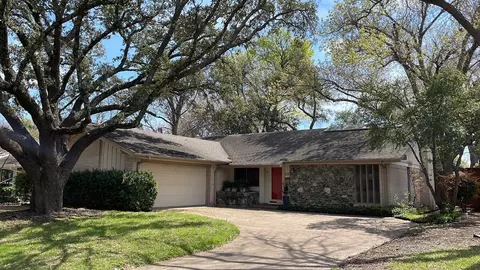 531 Winchester Dr, Richardson, TX 75080