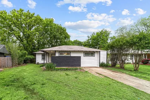 624 Denton Dr, Sherman, TX 75092
