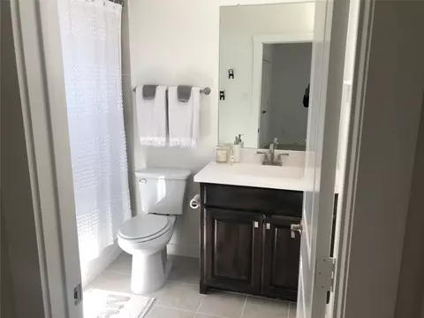 Bath - 3781 Pine Leaf Ln, Prosper, TX 75078 photo 2 of 5