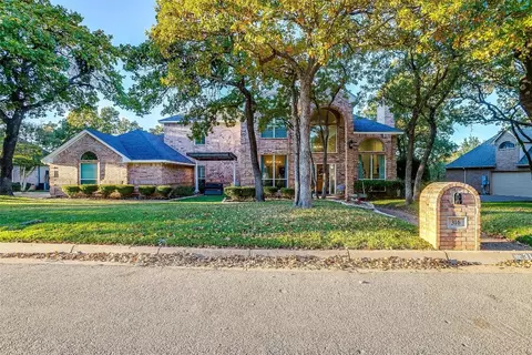 316 SW Brushy Mound Rd, Burleson, TX 76028