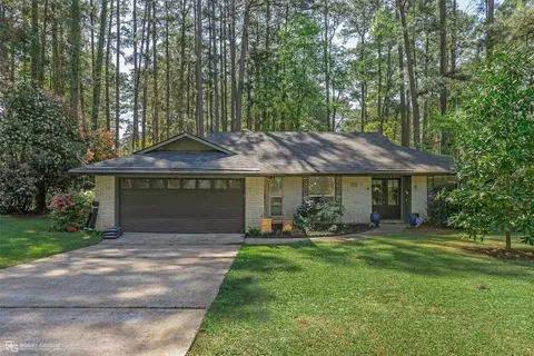 309 Whispering Pnes, Haughton, LA 71037
