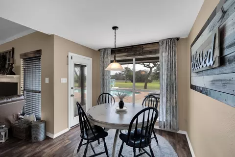 2621 Kaitlyn Ct, Midlothian, TX 76065
