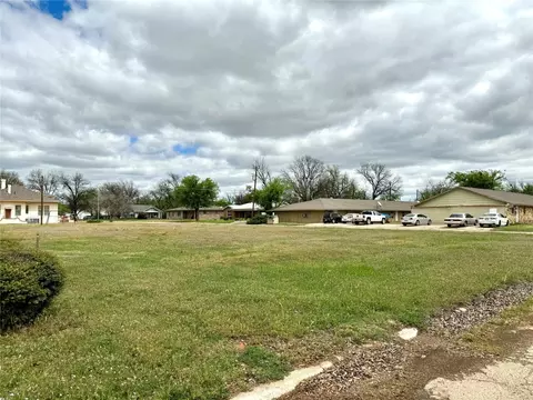 700 N 3rd St, Haskell, TX 79521 photo 3