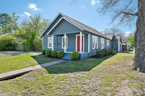 1129 Albert Broadfoot St, Bonham, TX 75418