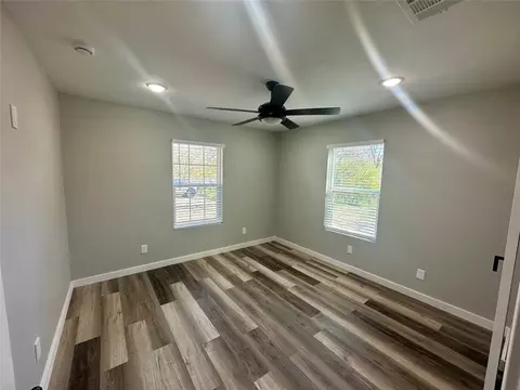 408 E Chestnut St, Denison, TX 75021 photo 12