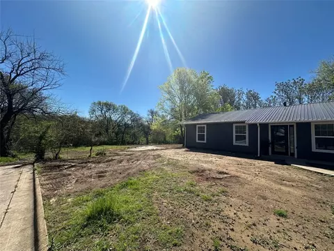 408 E Chestnut St, Denison, TX 75021 photo 17