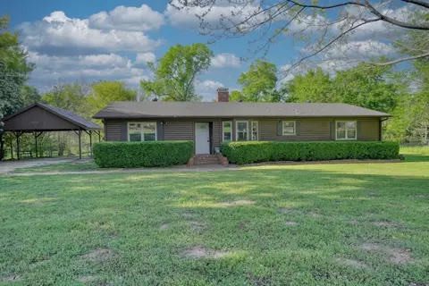 12607 Blackberry Dr, Lindale, TX 75771
