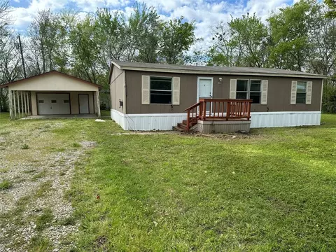 106 E Pecan St, Campbell, TX 75422