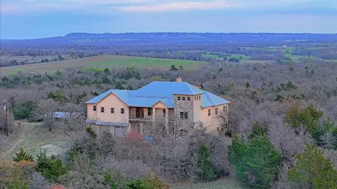 2786 Starkey Rd, Saint Jo, TX 76265