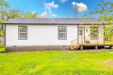 2816 Edgar St, Greenville, TX 75401
