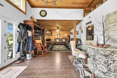 484 County Road 3781, Springtown, TX 76082