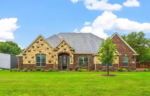 106 Kingwood Dr, Krugerville, TX 76227