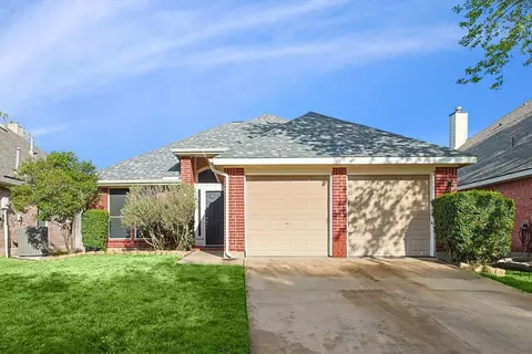 7024 Warm Springs Trl, Fort Worth, TX 76137
