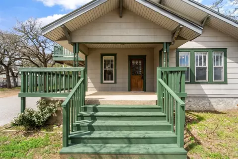 209 S Virginia Ave, Eastland, TX 76448