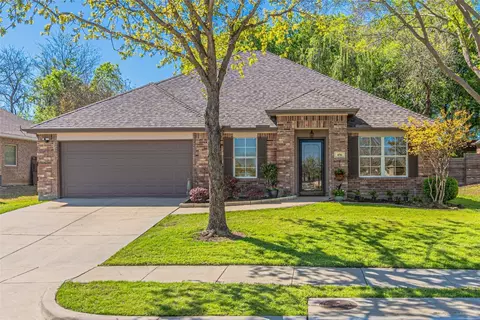 456 Northbrook Ave, Oak Point, TX 75068