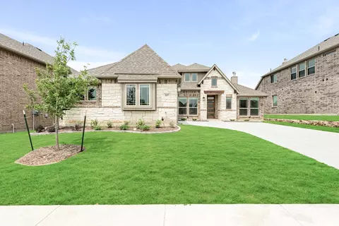 217 Comanche Trl, Alvarado, TX 76009