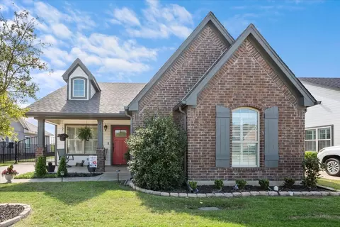 229 Tinker Trl, Burleson, TX 76028