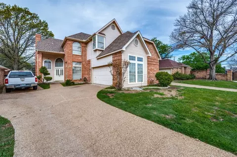 1421 Carver Ln, Irving, TX 75061
