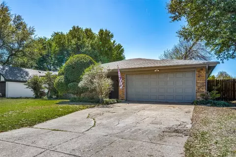 4016 Hemlock St, Fort Worth, TX 76137