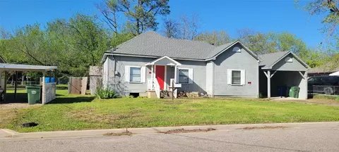 103 W South St, Whitesboro, TX 76273