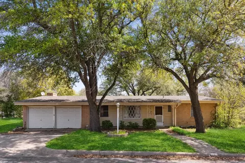 3601 Guadalupe Rd, Fort Worth, TX 76116