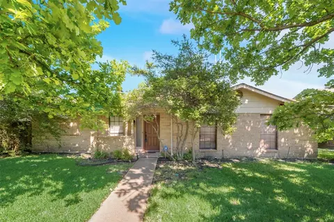 1106 Harness Ln, Richardson, TX 75081