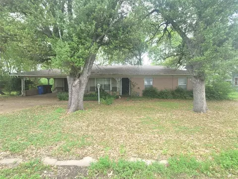 901 N Naid St, Grand Saline, TX 75140