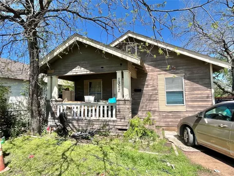 1302 Harrington Ave, Fort Worth, TX 76164