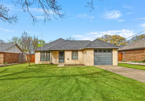 216 Cherry St, Weatherford, TX 76086