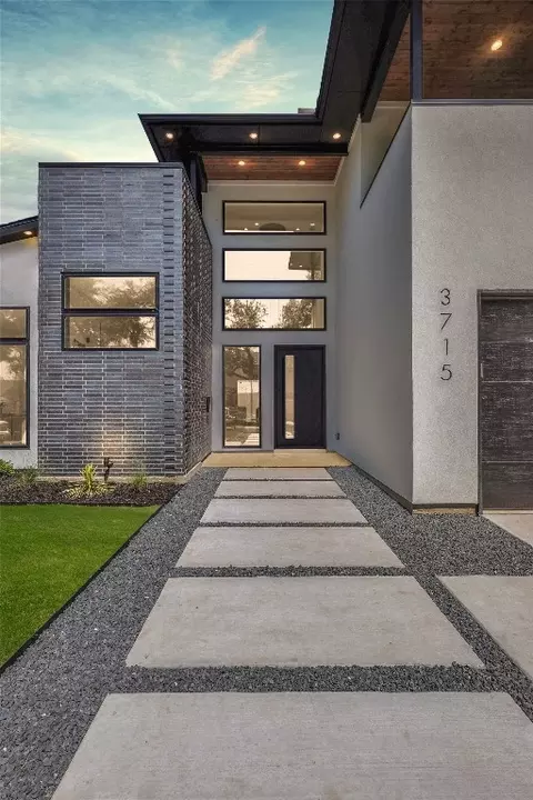 3715 Matador Dr, Dallas, TX 75220