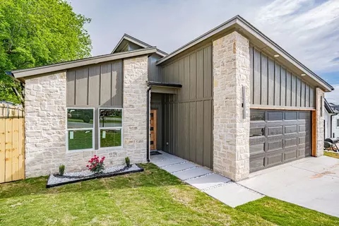3015 Brazos River Dr, Granbury, TX 76048