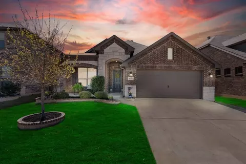 4125 Sweet Clover Ln, Crowley, TX 76036
