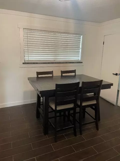 Dining - 205 Shoshone St, Comanche, TX 76442 photo 1 of 1