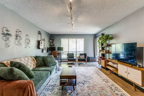 4859 Cedar Springs Rd #359, Dallas, TX 75219