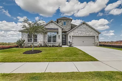 1818 Flowerfield Ln, Mansfield, TX 76063