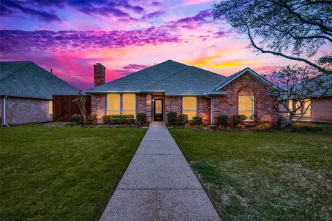 3707 Kelly Blvd, Carrollton, TX 75007