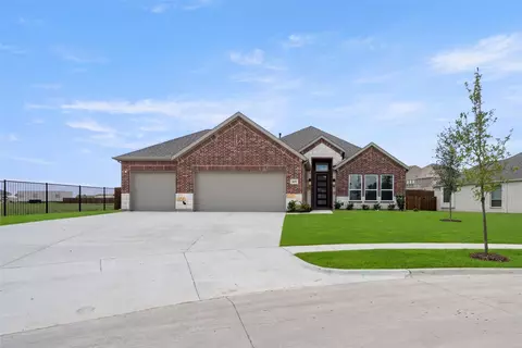 1855 Overcup Ct, Waxahachie, TX 75165