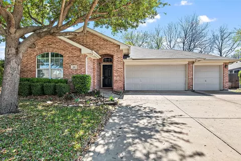 201 Hackberry Dr, Rockwall, TX 75087