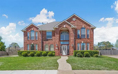 1012 Muscadine Vine St, Crowley, TX 76036