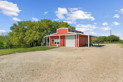 Exterior - 934 County Road 322, Comanche, TX 76442 photo 9 of 14