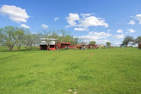 Exterior - 934 County Road 322, Comanche, TX 76442 photo 13 of 14